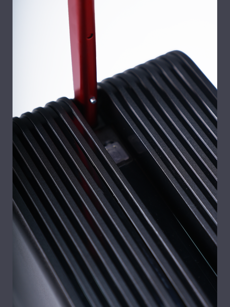 Buscar black cabin bag