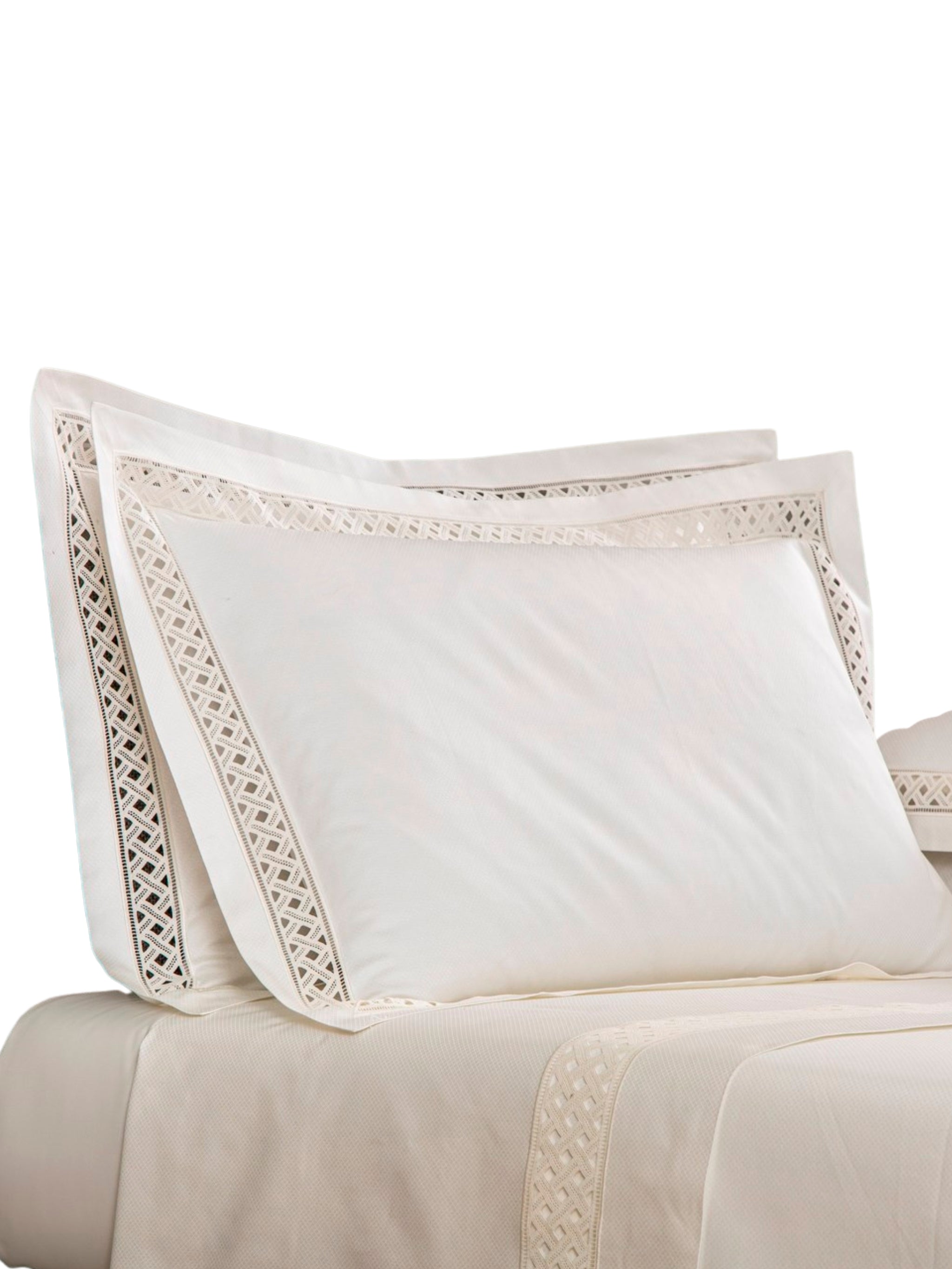 Lozenge lace sham 4b