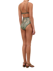 Wanderlust Scallop 1Pc