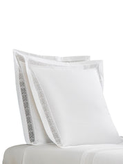 Forever lace sham 4b