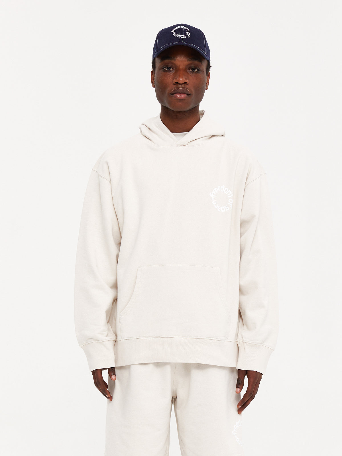 CIRCLE LOGO HOODIE