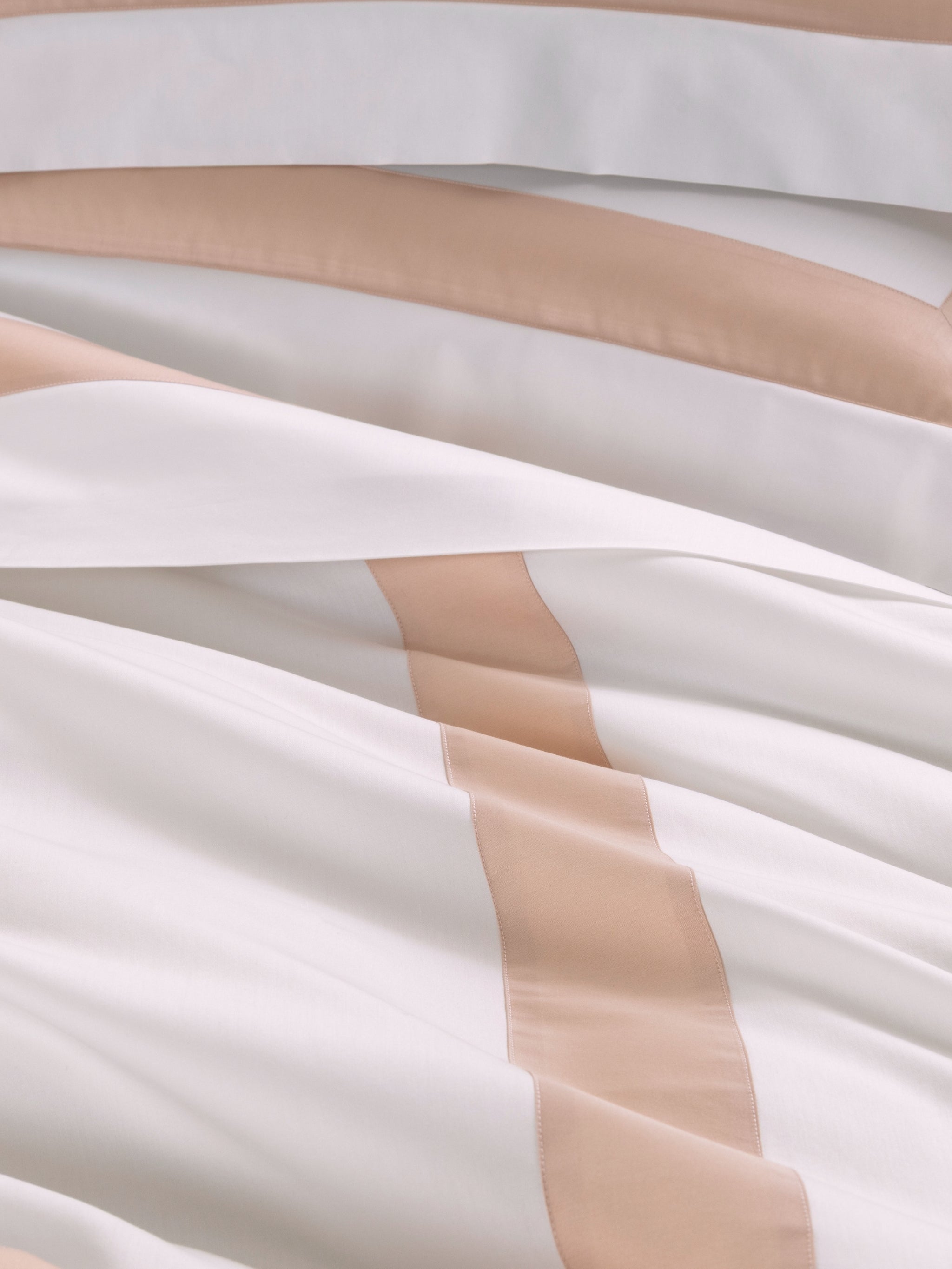 Sateen breeze border bedset 2/20x28