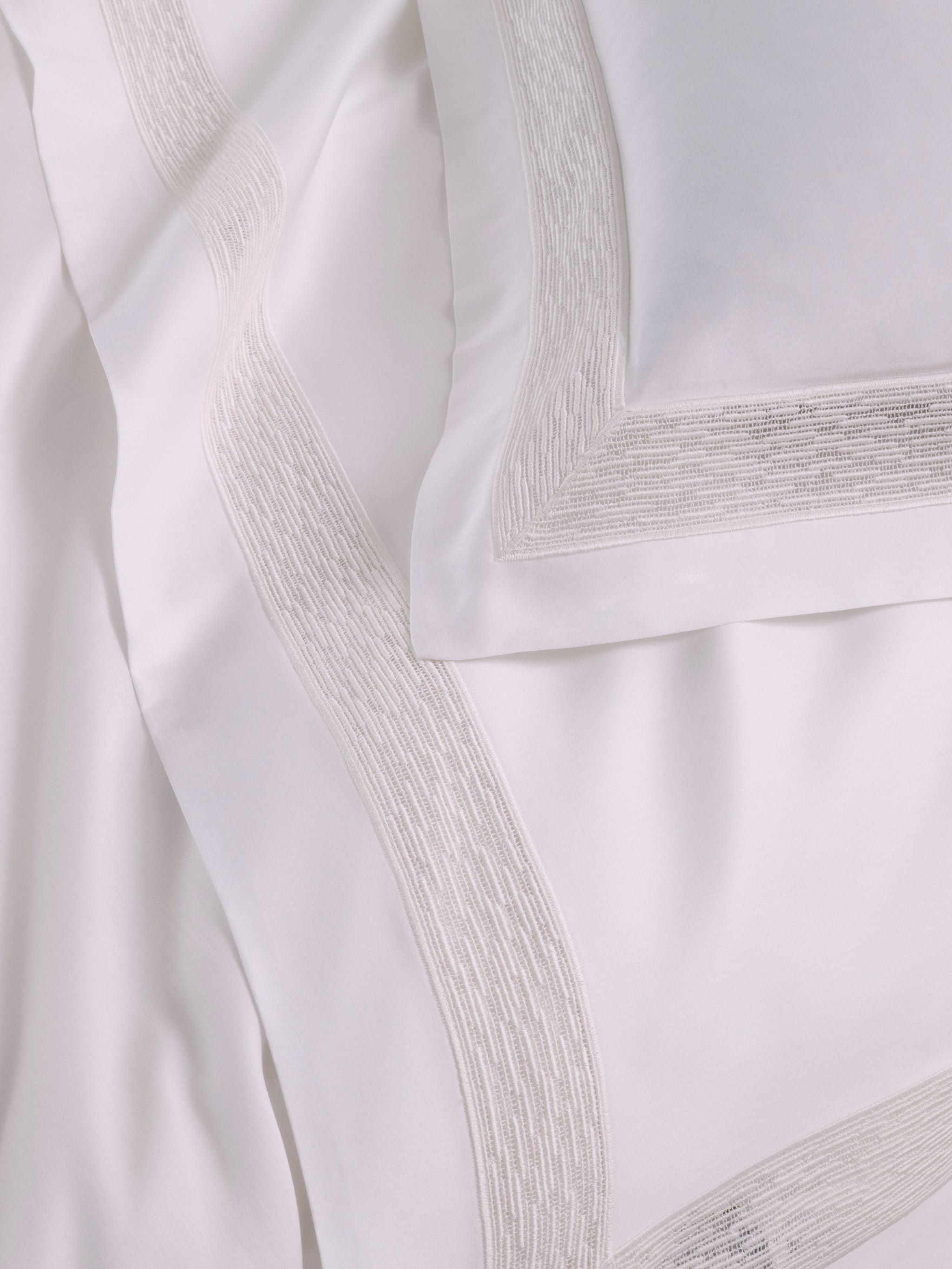 Balance lace duvet cover