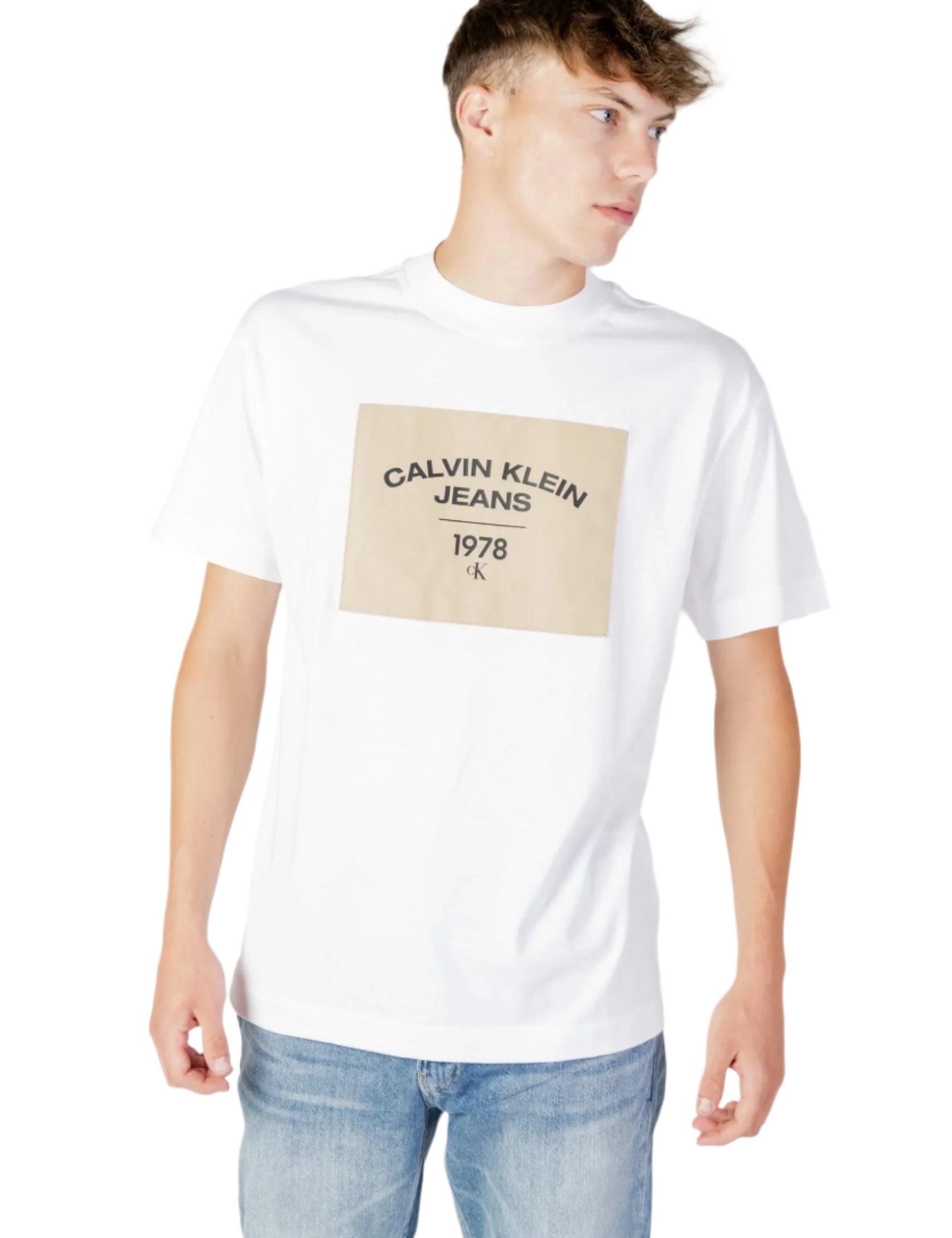 A23---calvin_klein---J30J324230YAF_BRIGHT_WHITE.jpg