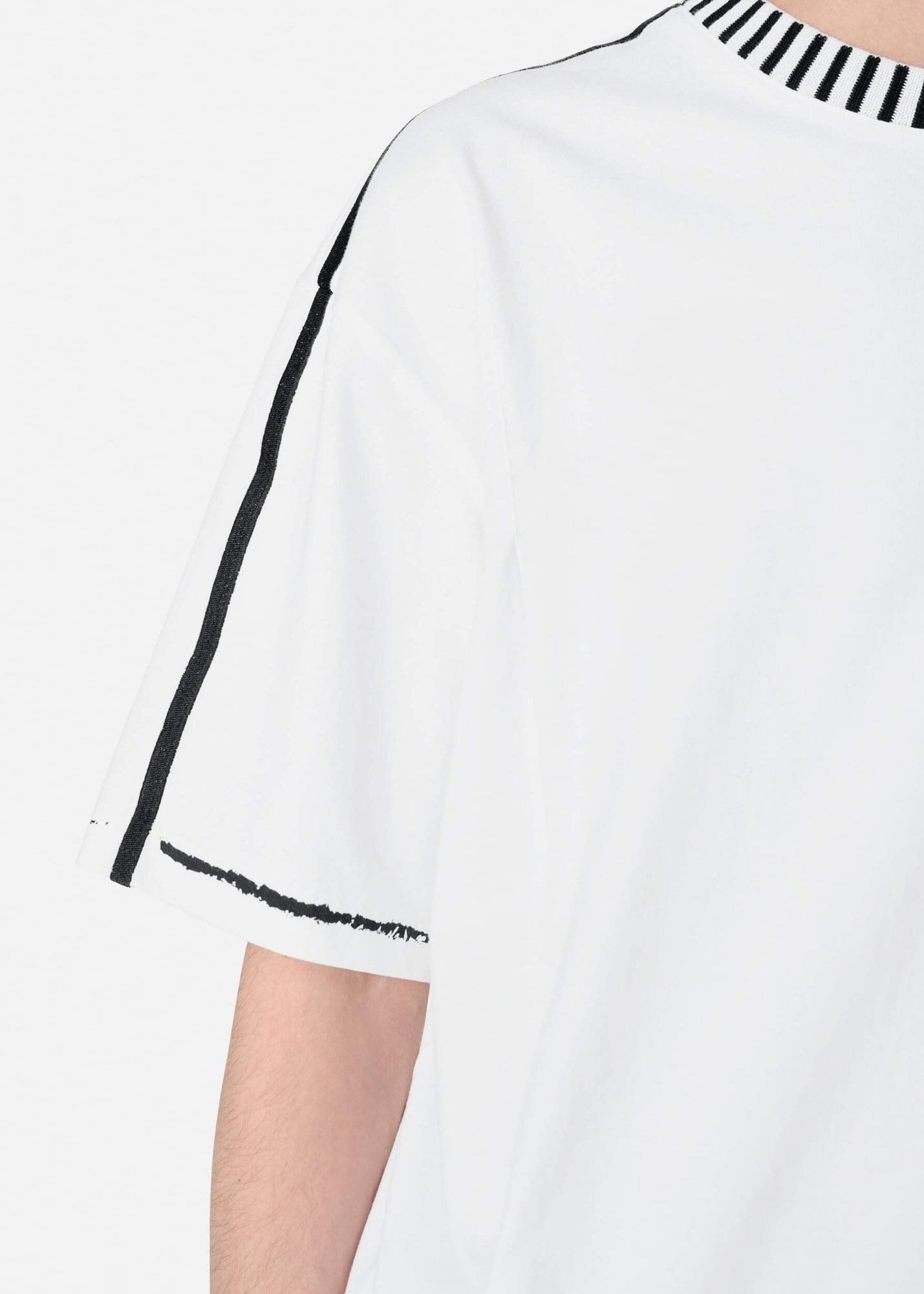 SEAM RELAXED T-SHIRT