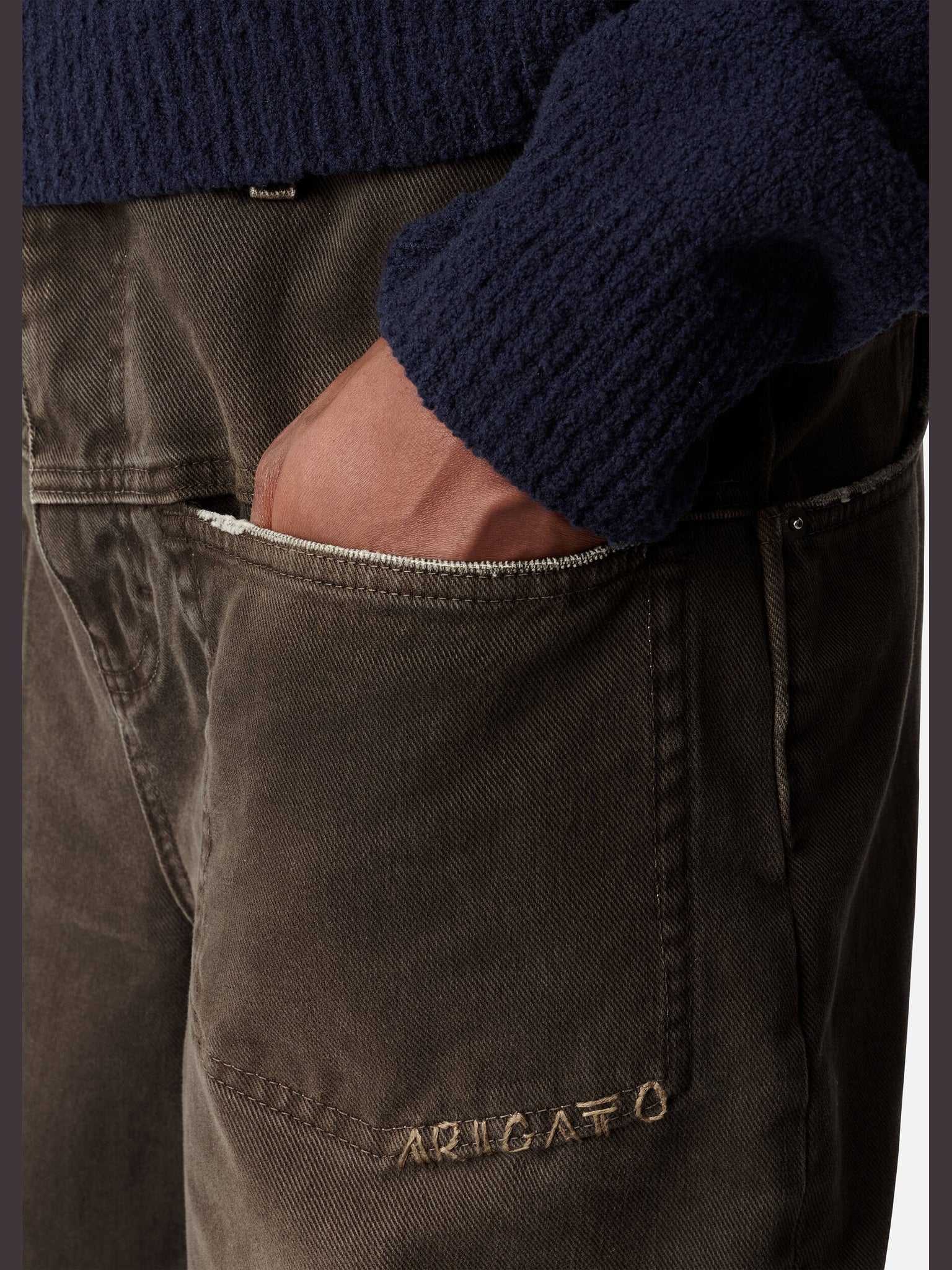Invert relaxed jeans