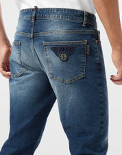 SUPER STRAIGHT CUT JEANS GREATNESS