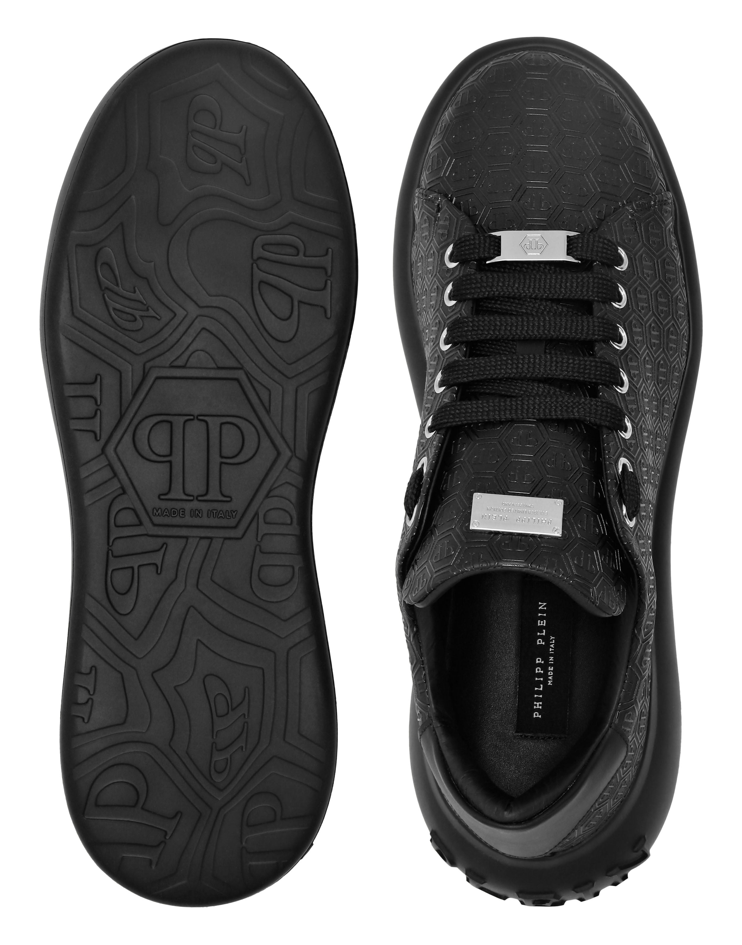 NAPPA LEATHER LOW TOP SNEAKERS MONOGRAM