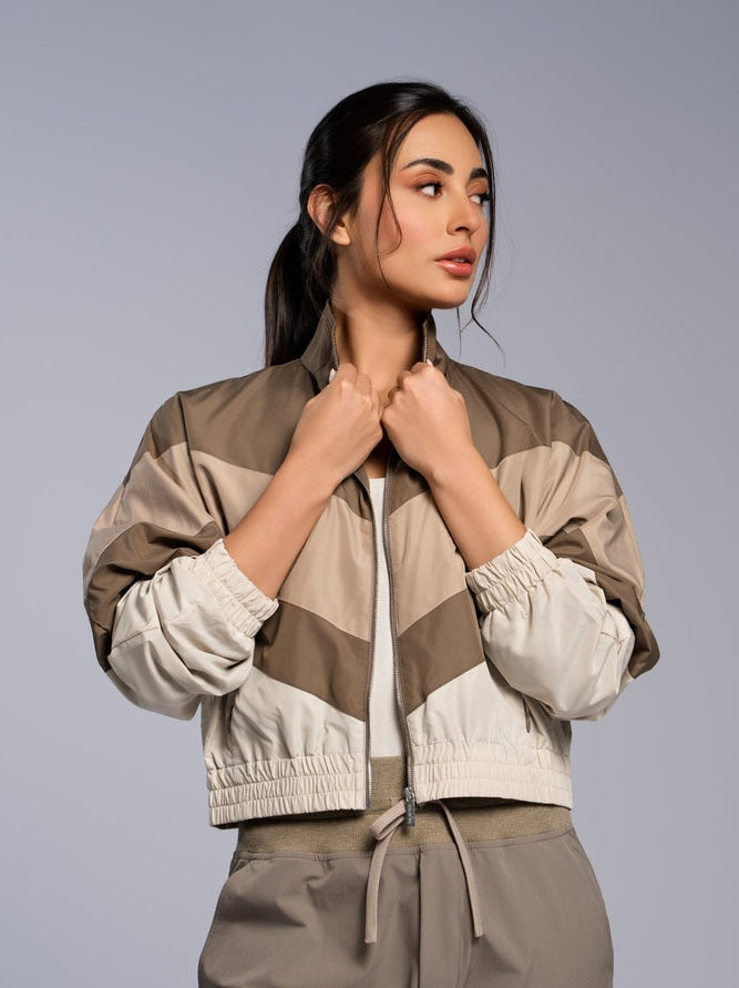 Color block blouson seasonal beige