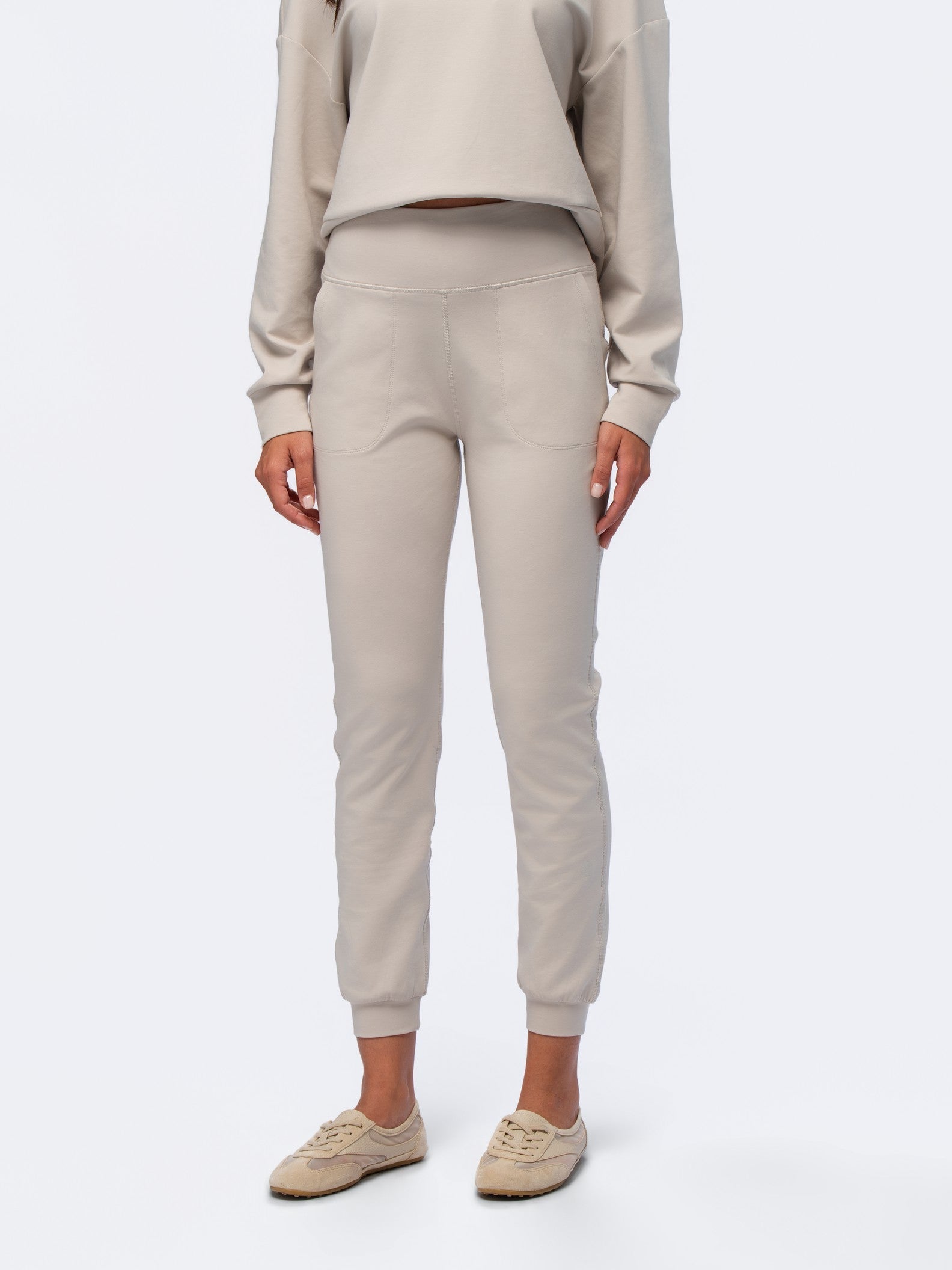 Soft walkabout jogger