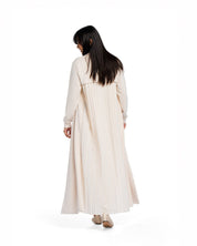 Pleated abaya