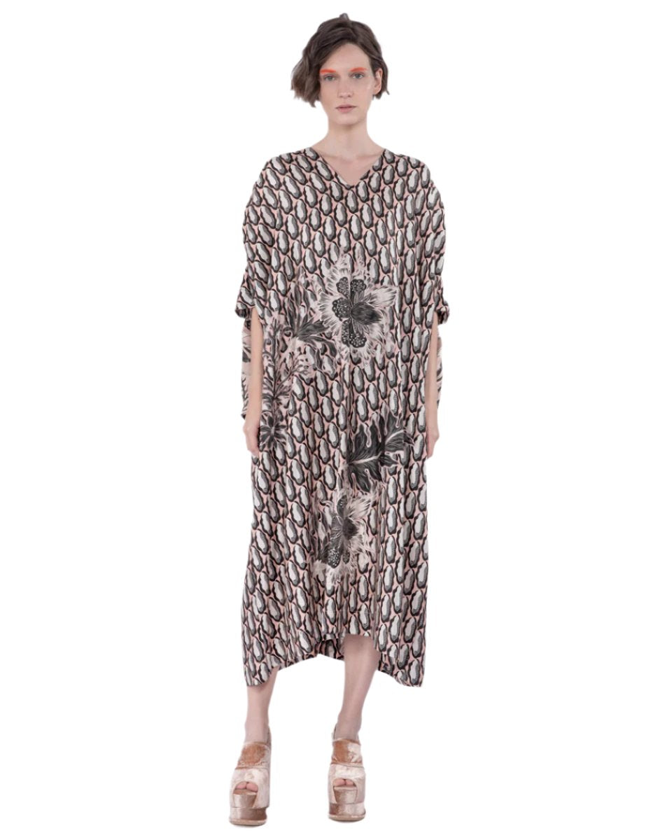 ASA TWILL SILK PRINT OPENED SLEEVE MIDI DRESS WITH TWILL SILK PRINT
EMBROIDERY APPLIQUÉ