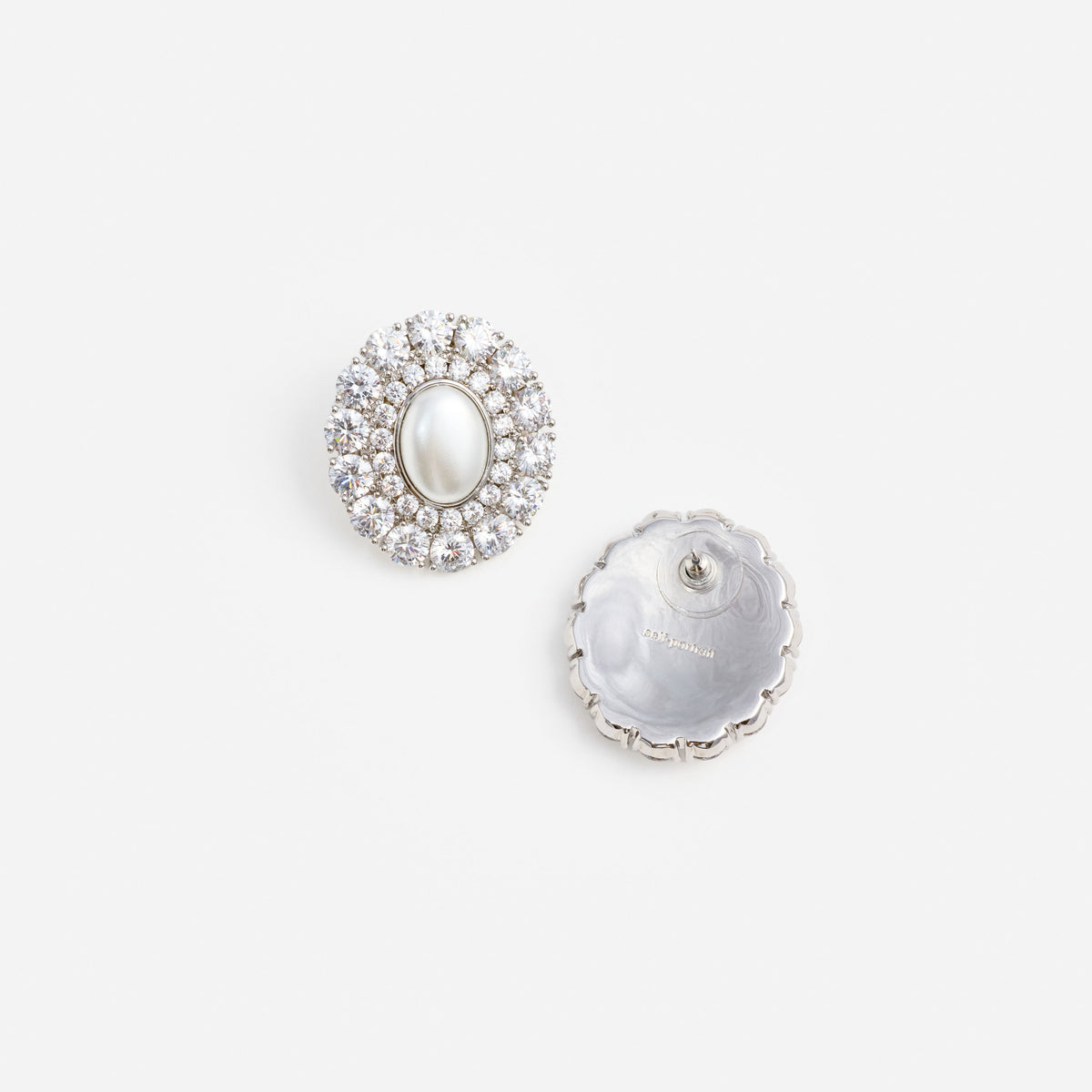 Oval crystal pearl earrings