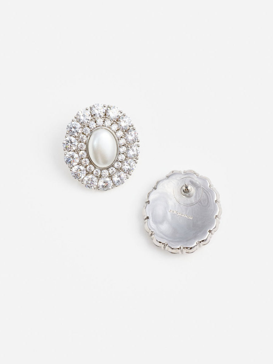 Oval crystal pearl earrings
