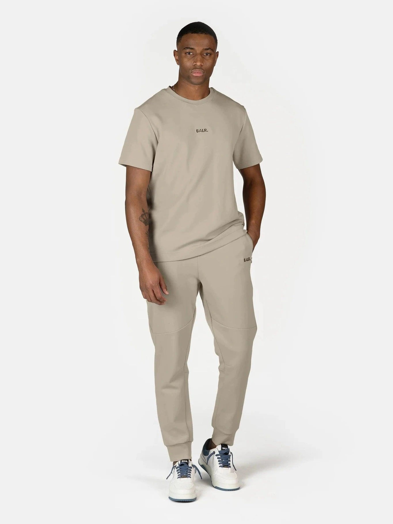 Q-series regular fit jogger