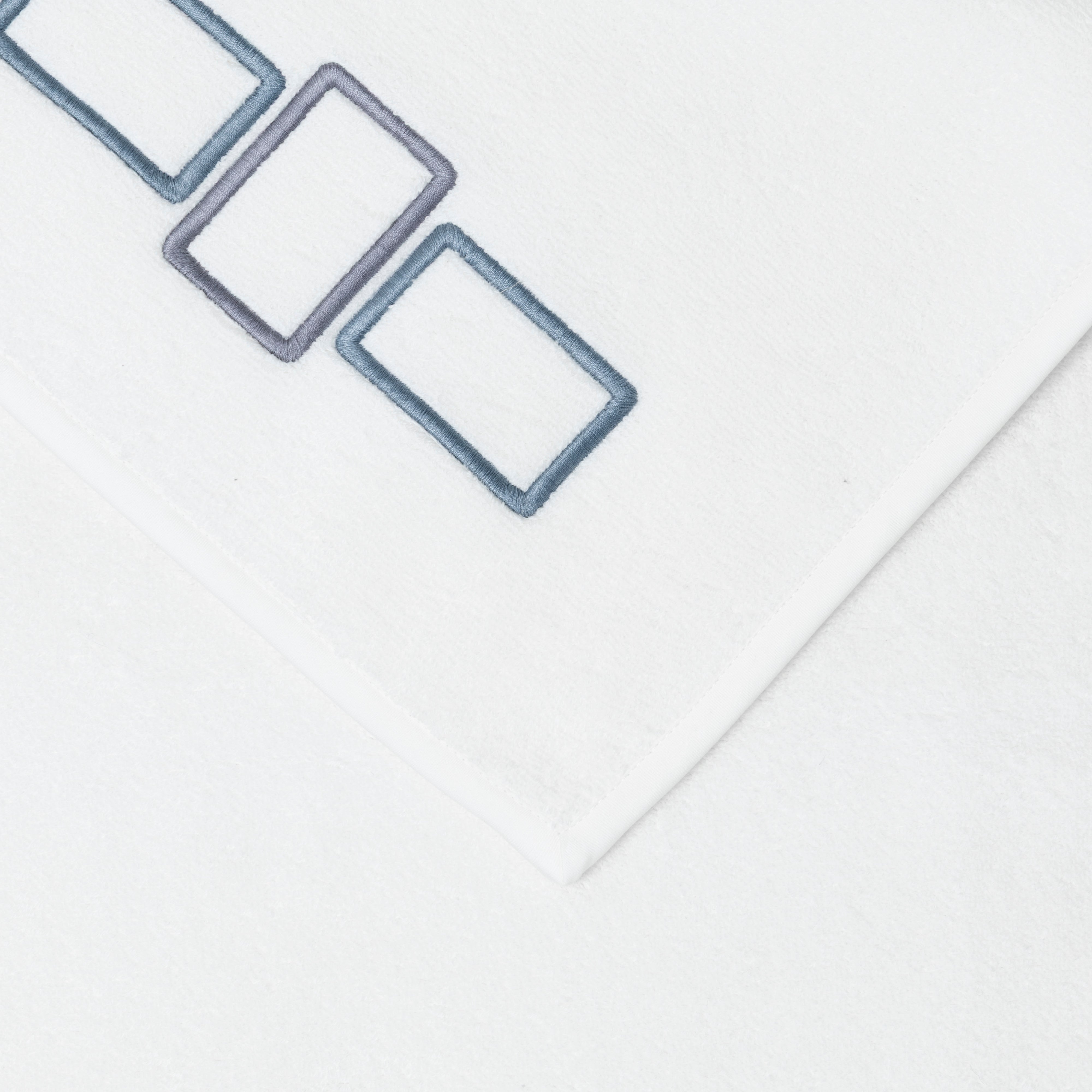 BOLD BICOLOR EMBROIDERY - TERRY TOWELS SET (2 PIECES) - TERRY TOWELS SET