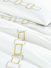 Bold bicolor embroidery - bedset 2 pillow cases 20x28 - bedset 2 pillow