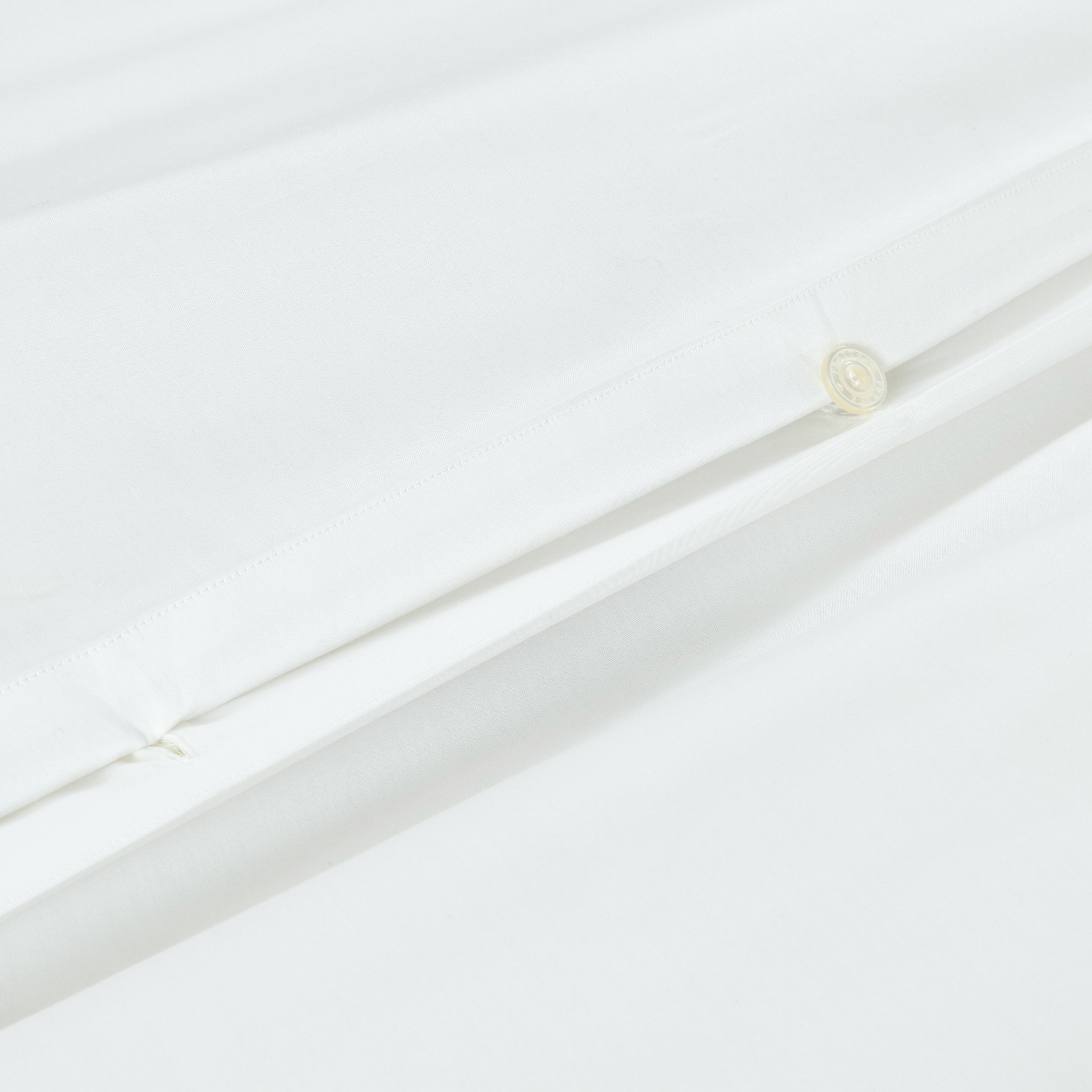 BOLD BICOLOR EMBROIDERY - BEDSET 2 PILLOW CASES 20X28 - BEDSET 2 PILLOW