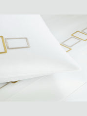 Bold bicolor embroidery - duvet set 2/20x28 106x126 - duvet set 2/20x