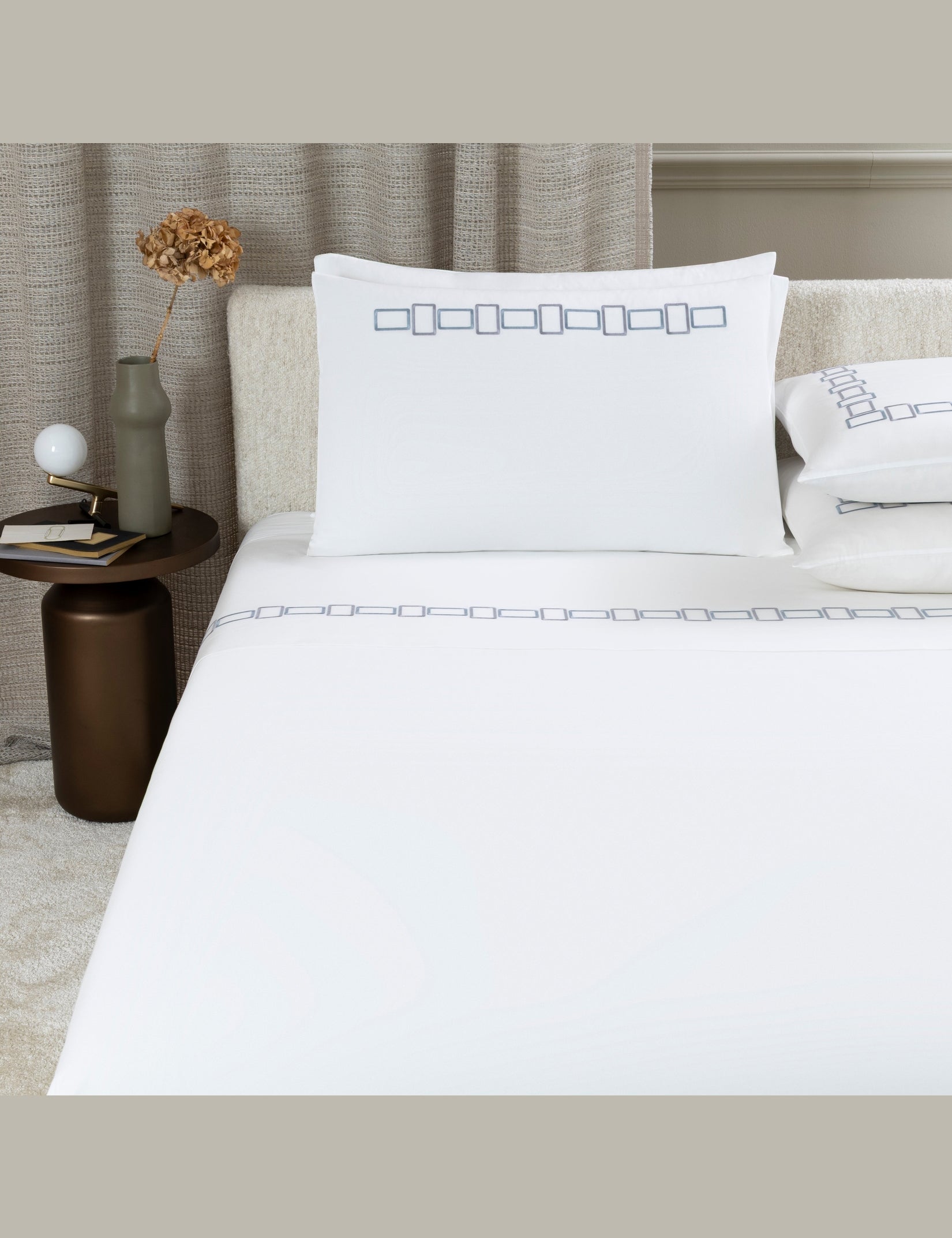 BED_FR68881-4N16_2.jpg