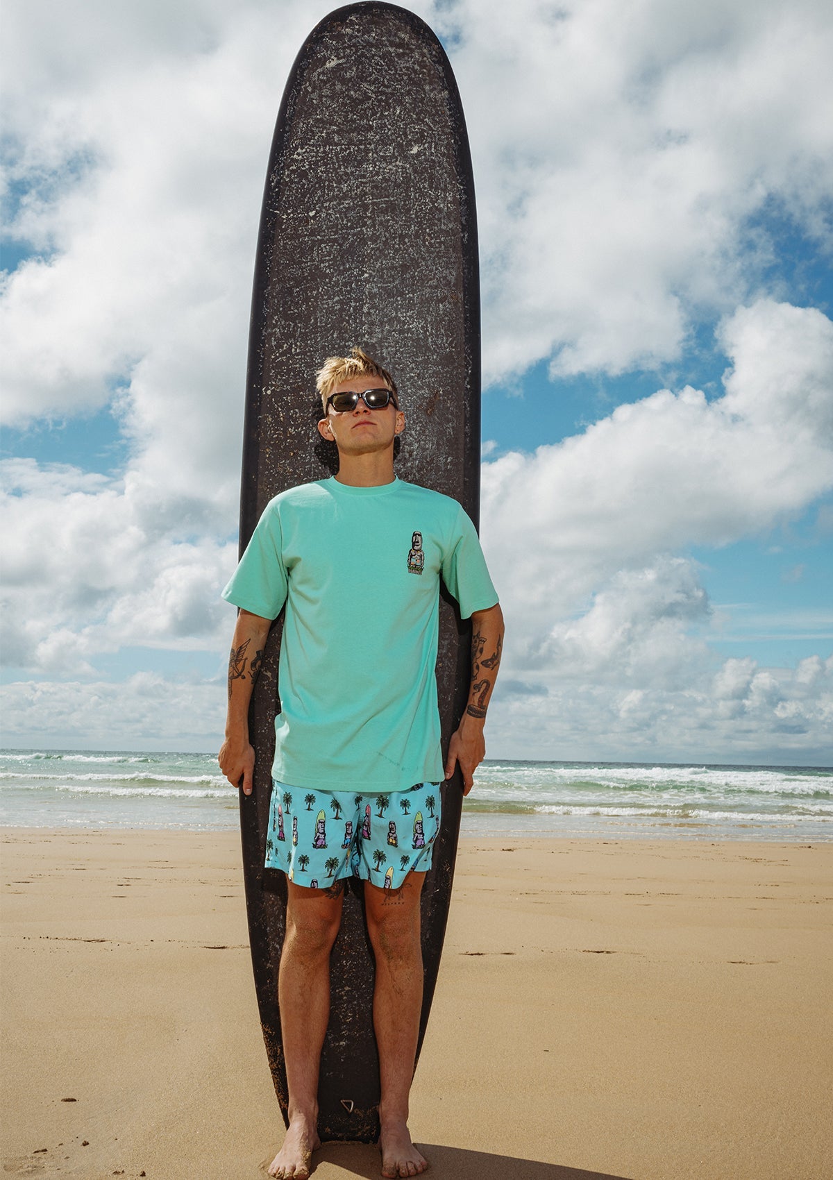 BOARDIES ISLAND ELDERS CREW NECK T SHIRT