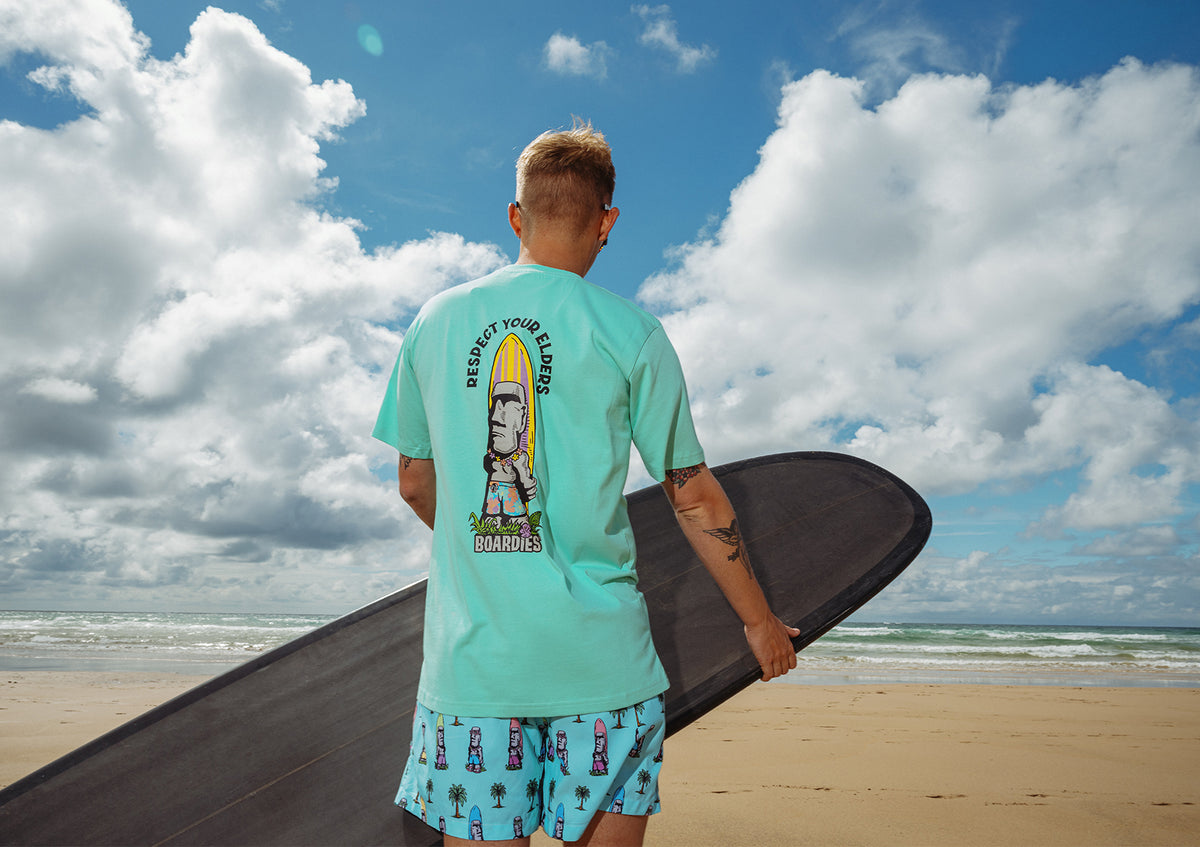 BOARDIES ISLAND ELDERS CREW NECK T SHIRT