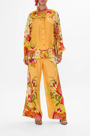 بلوزه باكمام واسعة