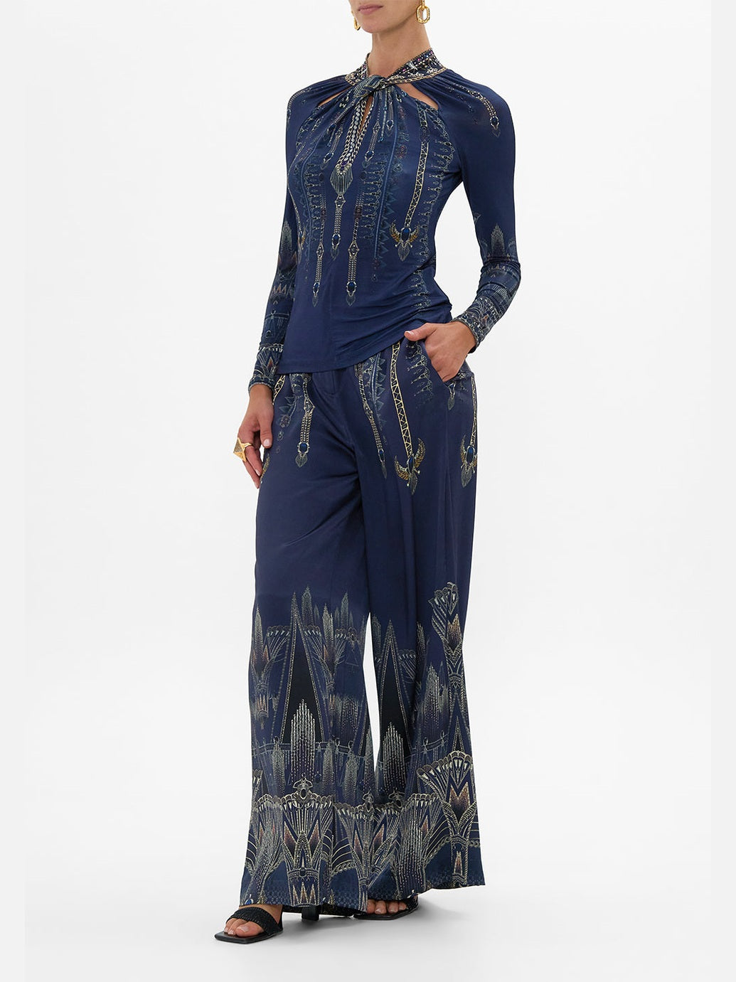 Wide leg waisted pant