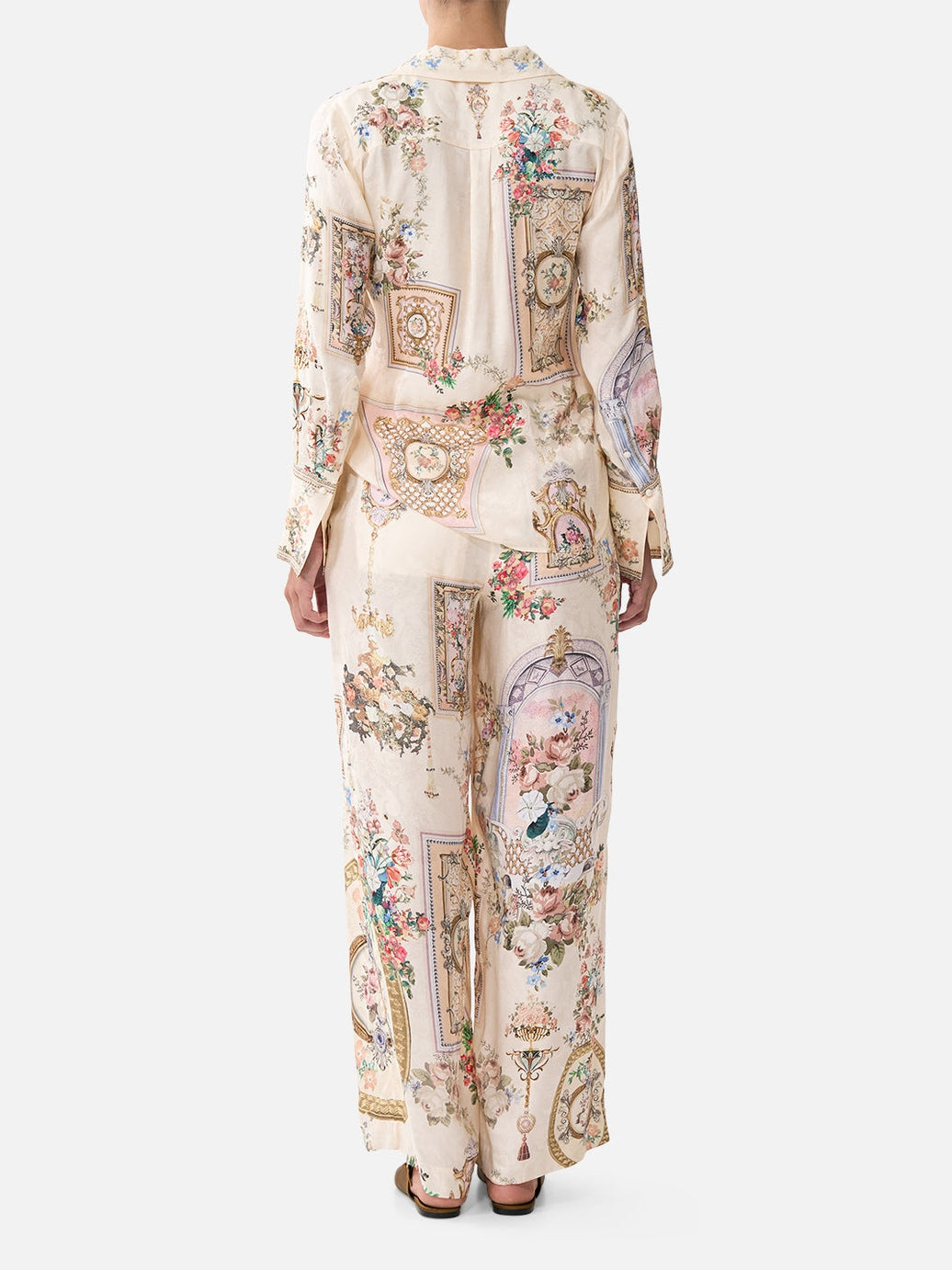 Soft wide leg pant with tie detail