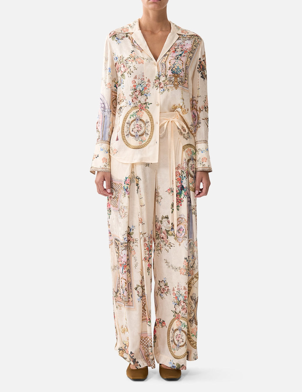 CAMILLA_00038272_PYJAMA_SHIRT_TWILIGHT_IN_ISTANBUL_MODEL_1.jpg