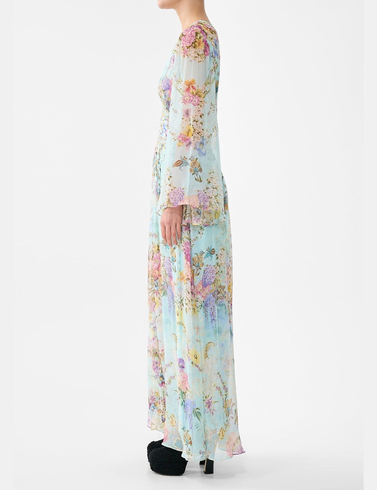 CAMILLA_00038445_FLARED_SLEEVE_DRESS_BAZAAR_BLOOMS_4.jpg