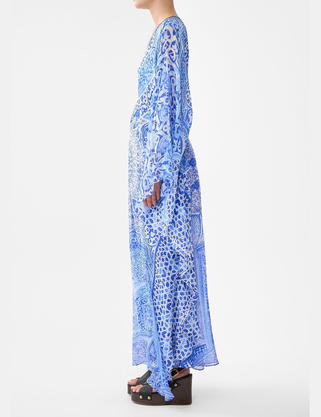 CAMILLA_00041131_LONG_KAFTAN_WITH_WAIST_DETAIL_THE_BOSPHOROUS_4.jpg