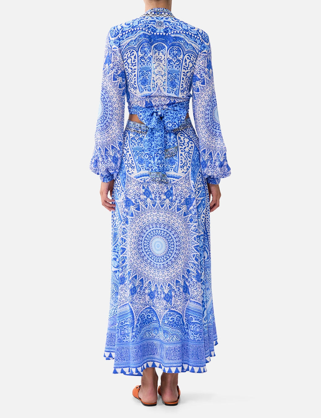 CAMILLA_00041689_CROPPED_WRAP_SHIRT_THE_BOSPHOROUS_MODEL_3.jpg