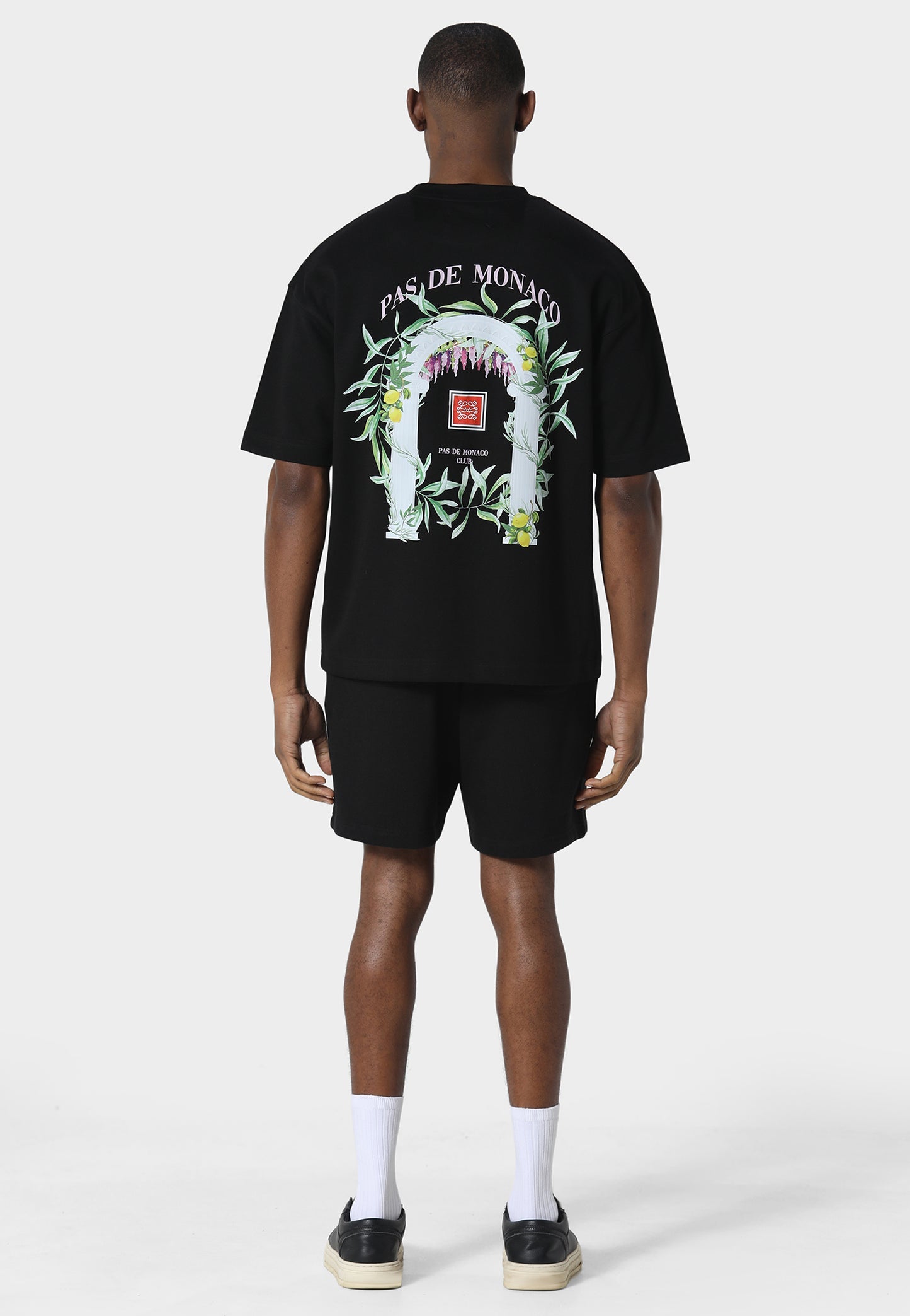 Cascade black shorts