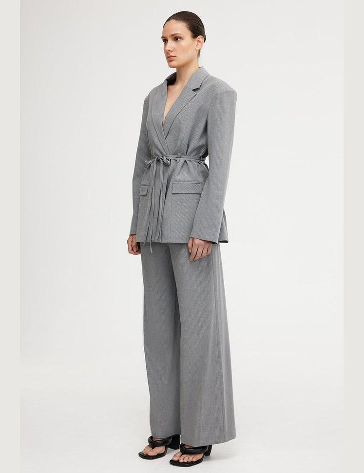 CORE-SL2404111J-LEIGHTON-OVERSIZED-BLAZER-CHARCOAL-PINSTRIPE-2_Croppedjpg_700x_fd95769a-8832-401e-a11e-01cd70589082.jpg