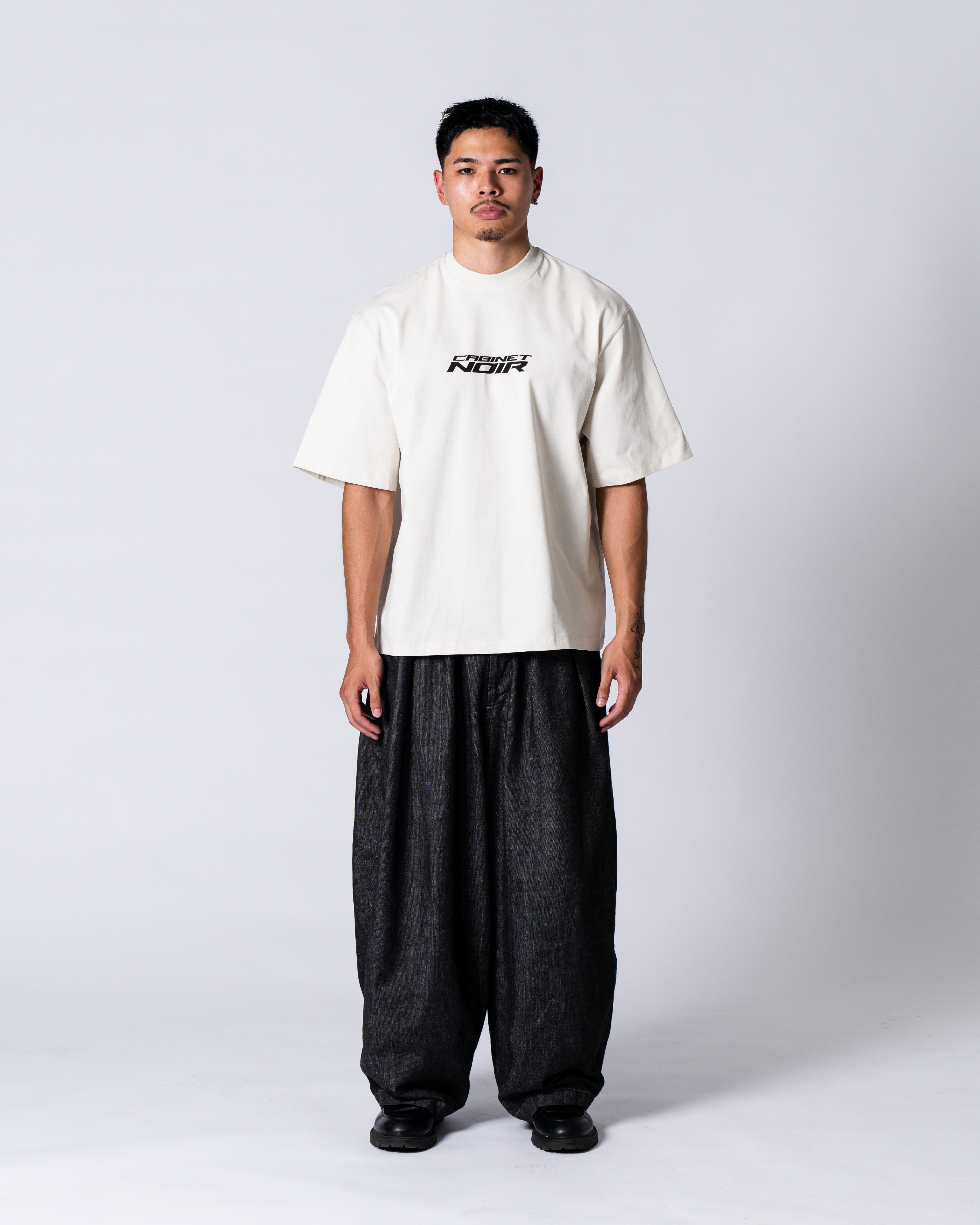 CABINET NOIR NU LOGO TEE