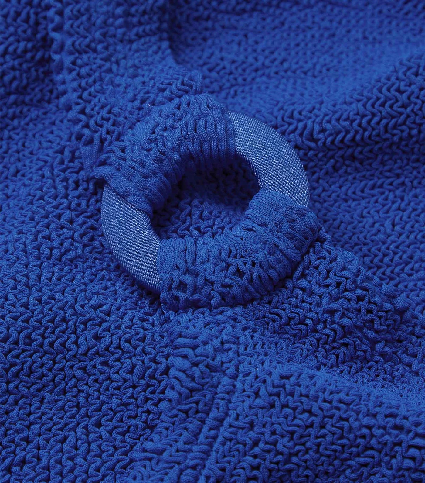 DOMINO SWIM WITH FABRIC COVERED HOOPS