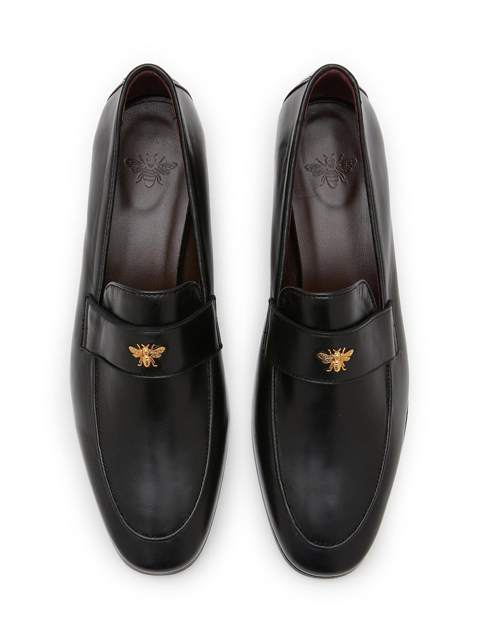 Black leather heeled flaneur