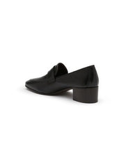 Black leather heeled flaneur