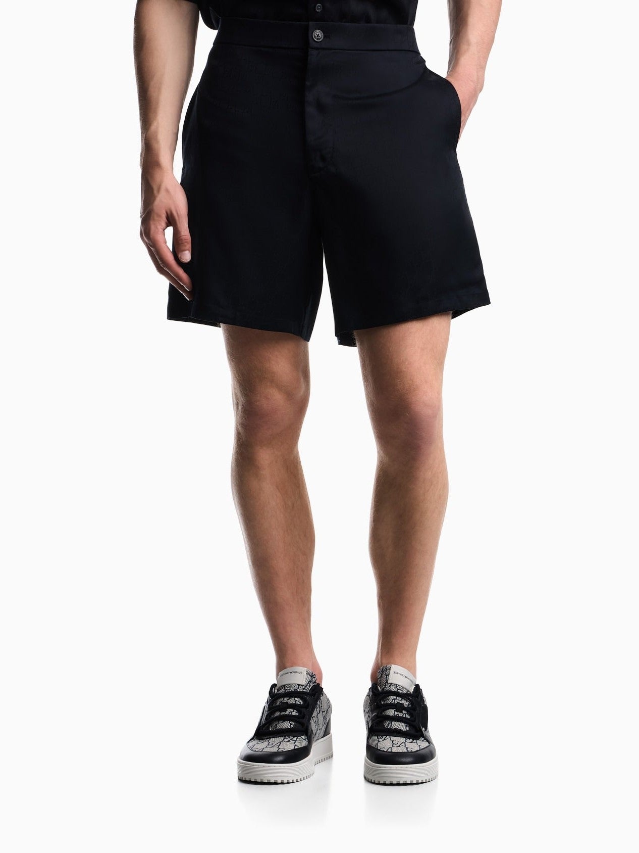 Bermuda shorts in Tencel jacquard with a regular fit