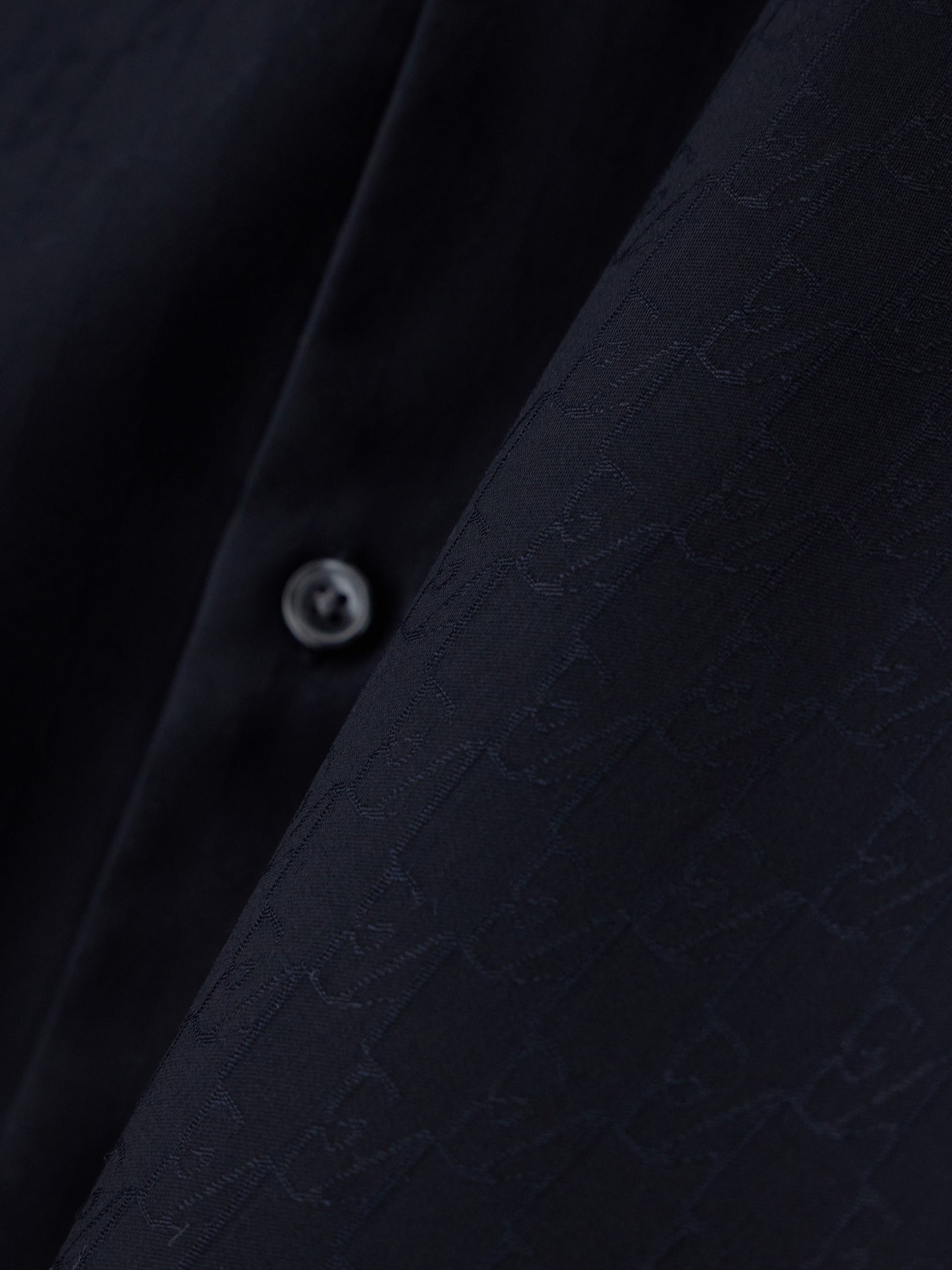 Shirt in lyocell jacquard with a regular fit