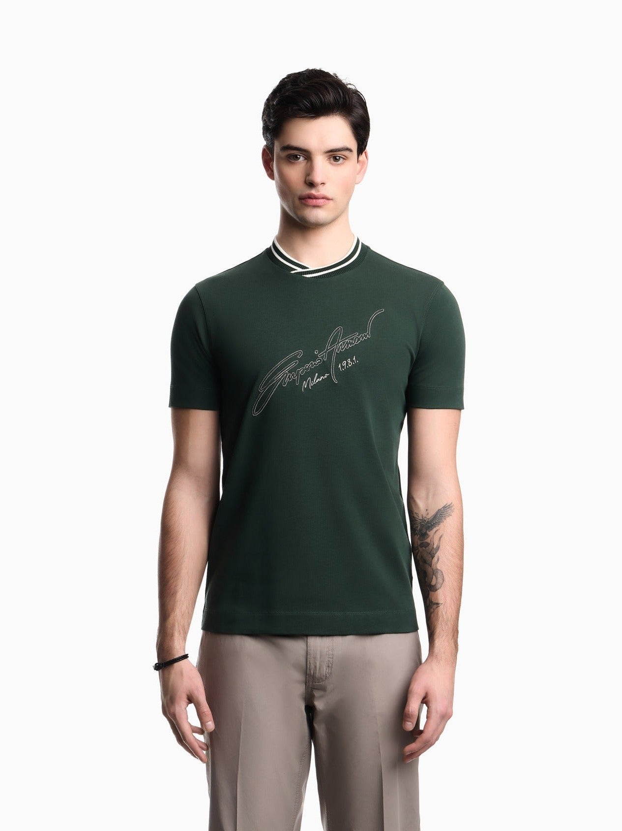 Slim-fit, heavy jersey T-shirt with logo signature embroidery