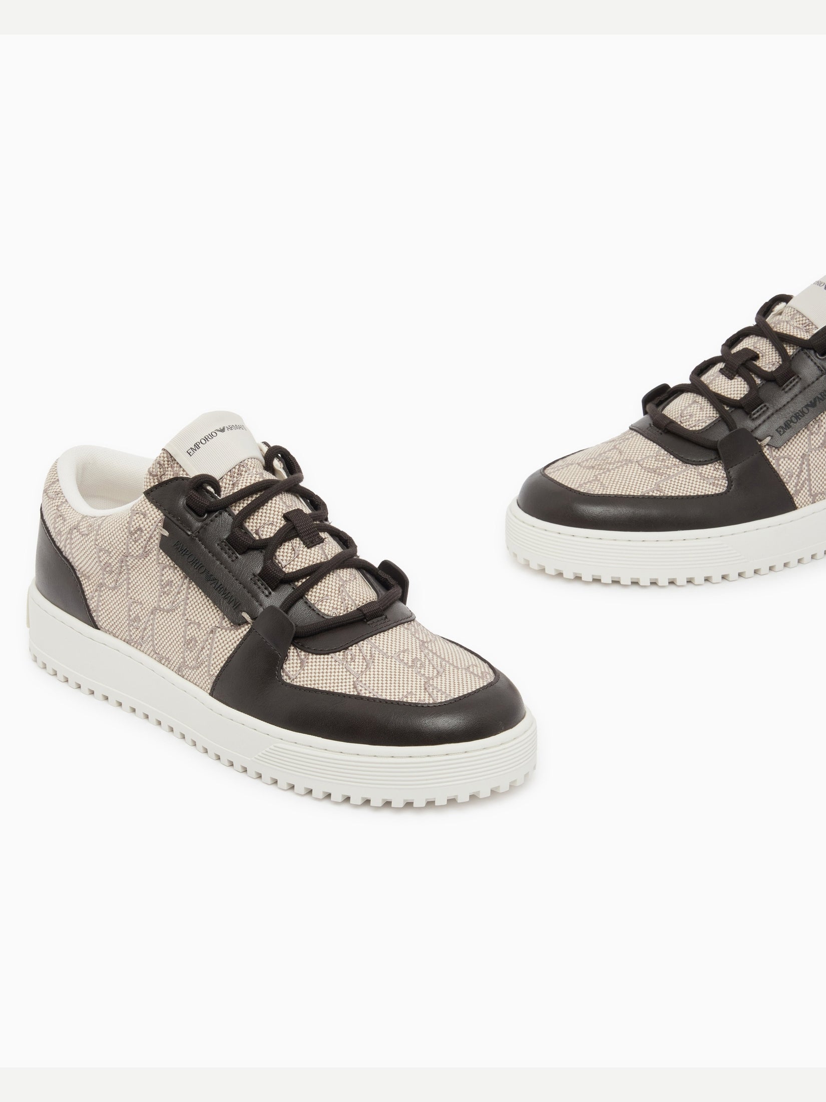 Sneaker