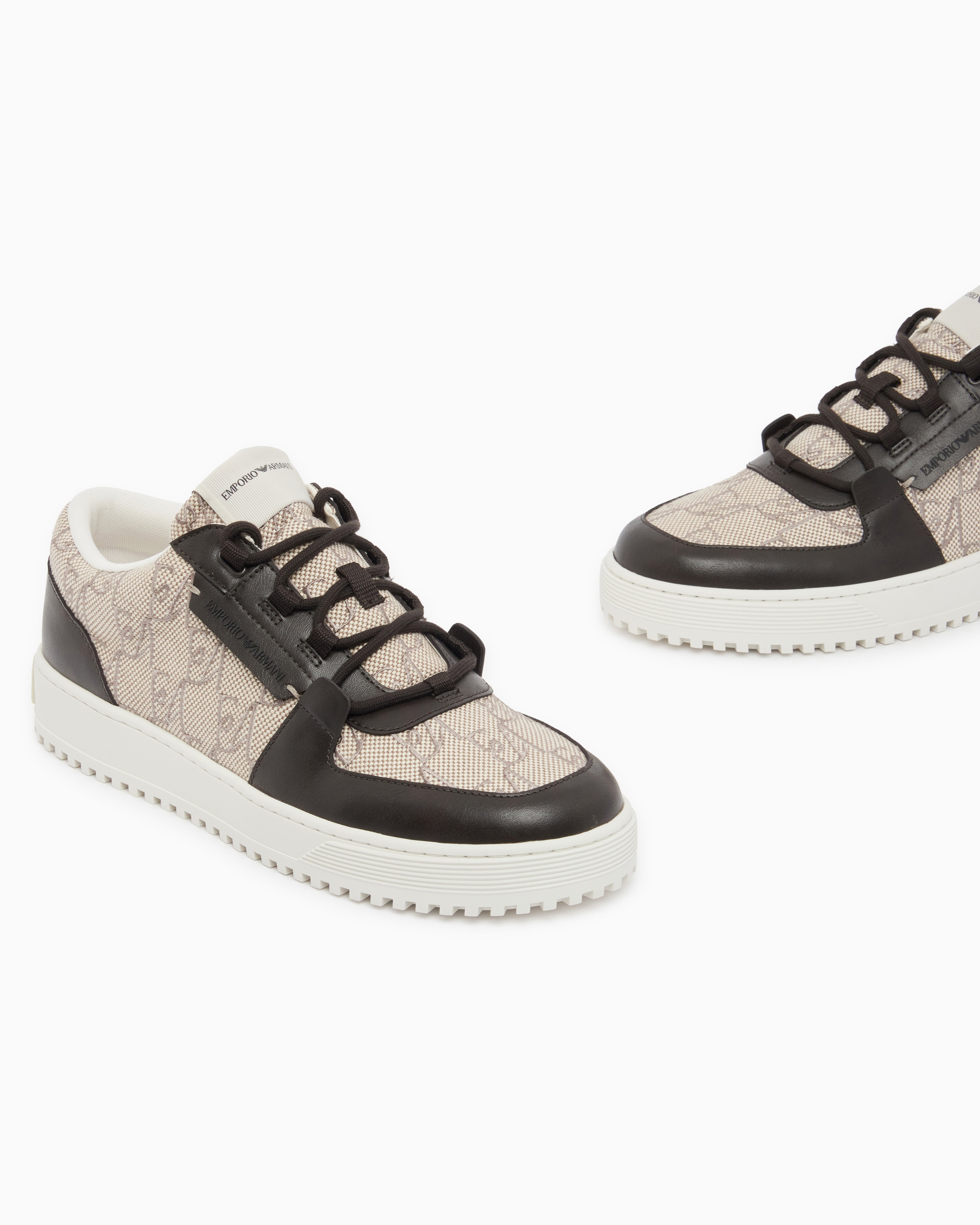 Sneaker