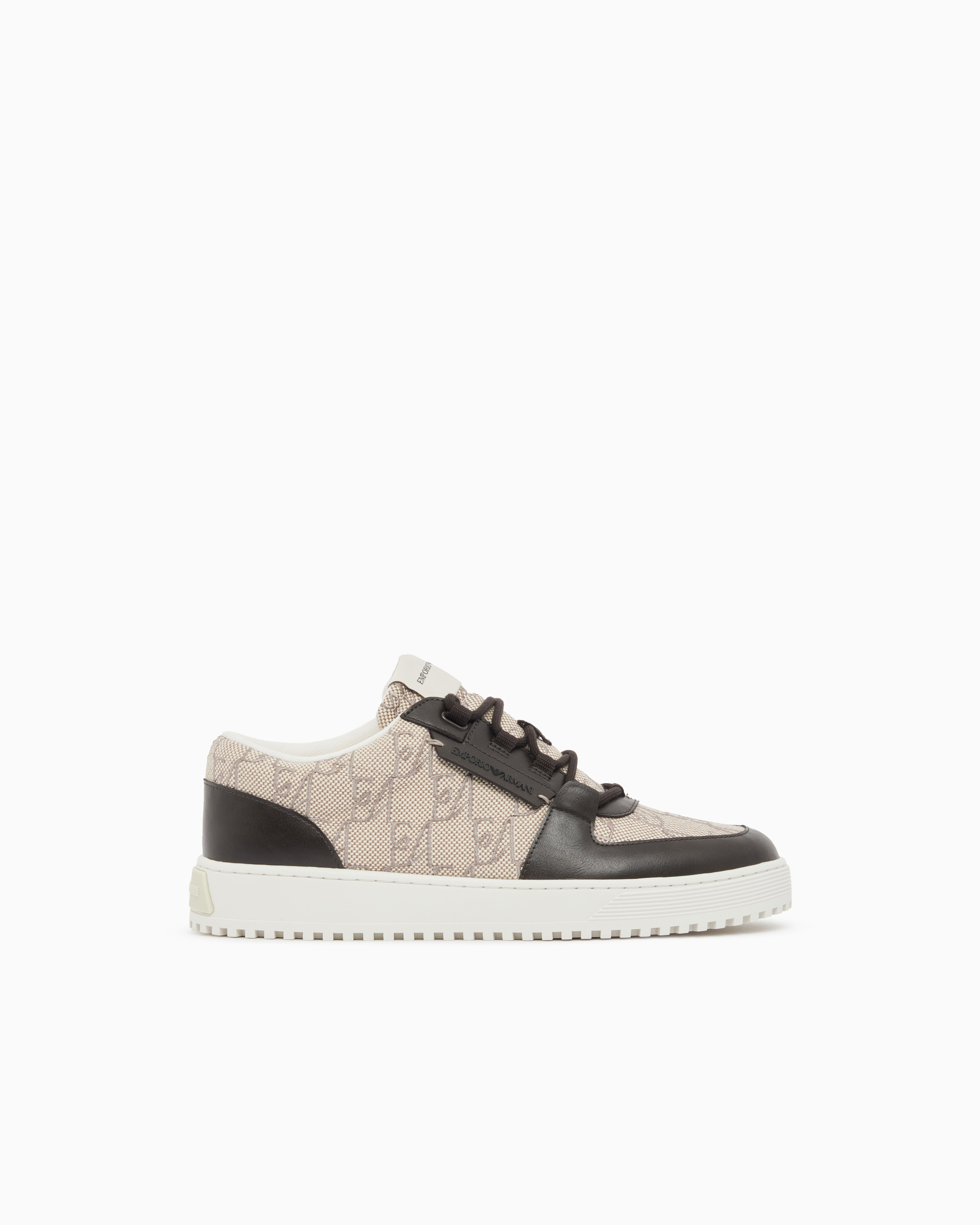 Sneaker