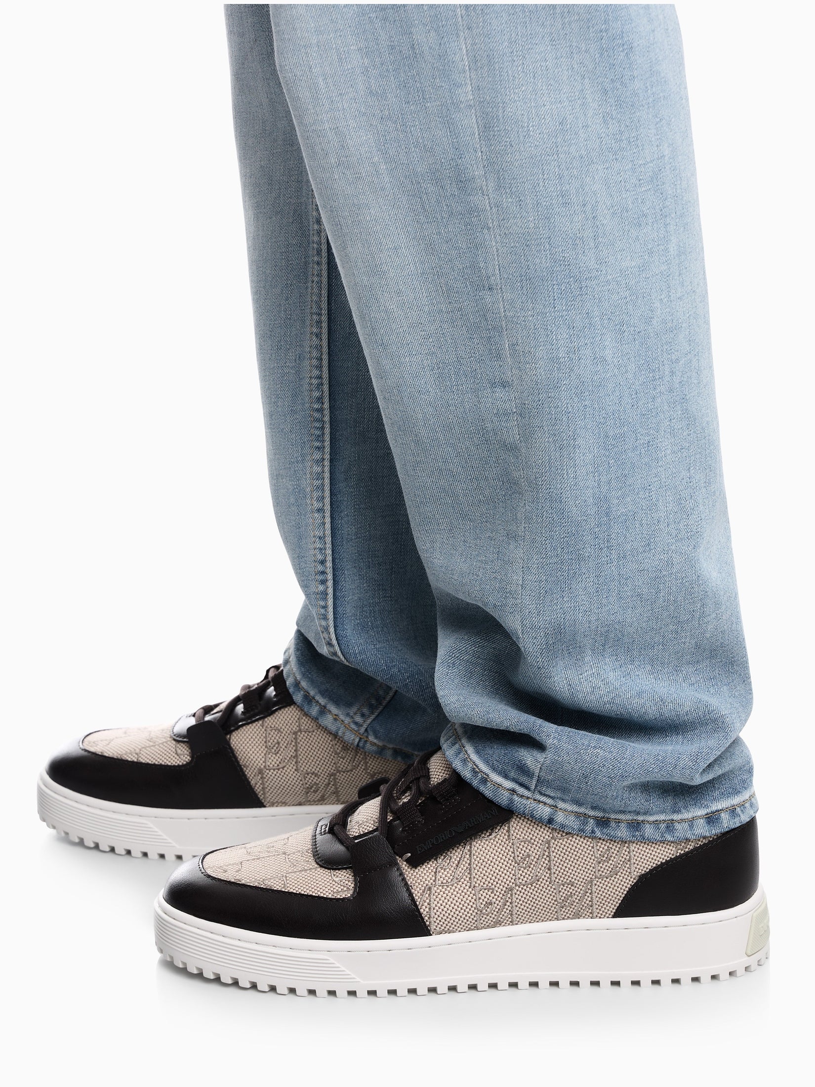 Sneaker