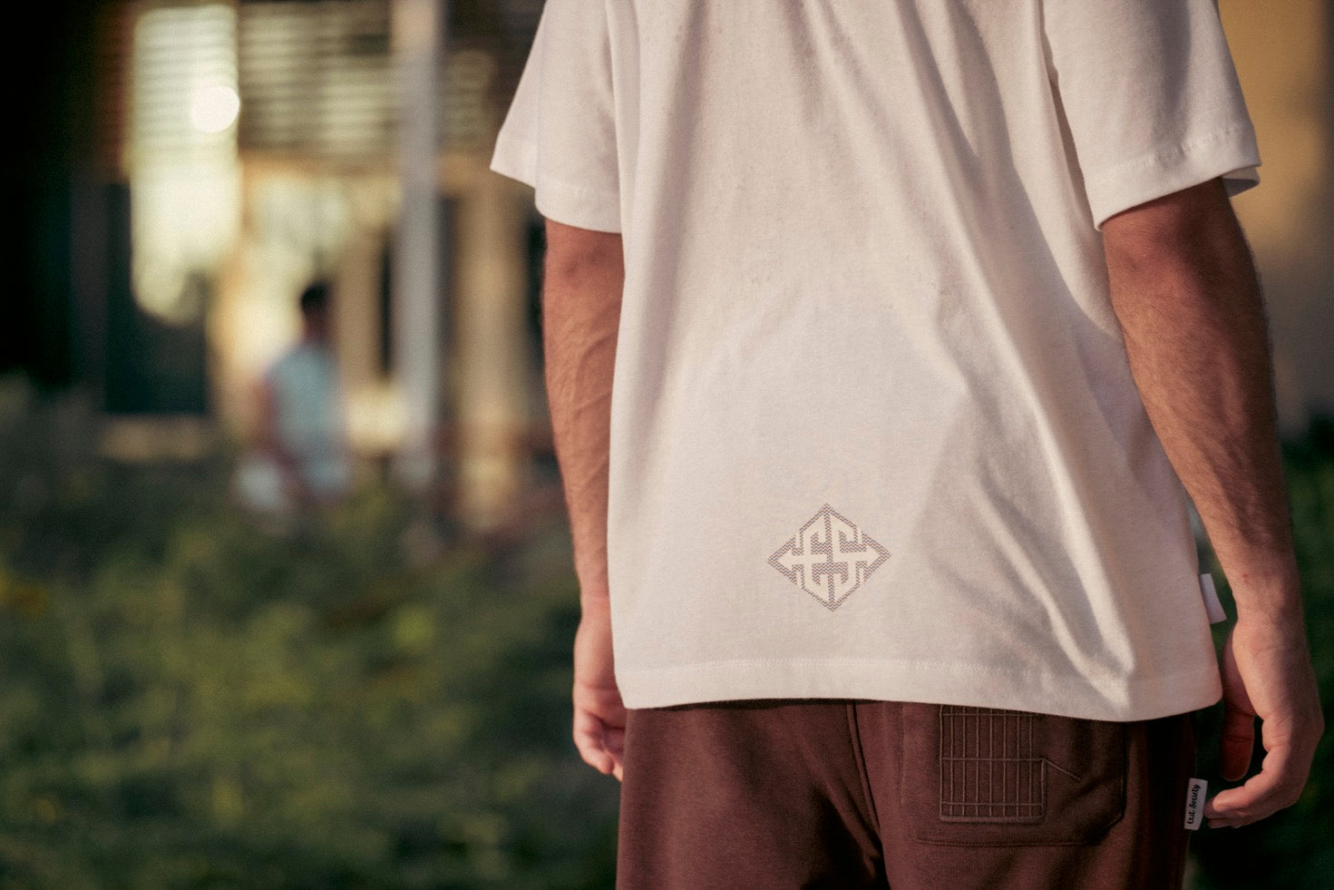 ES100_BR35whiteteebirds3.jpg