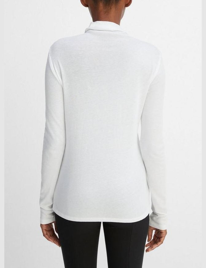 Essential-Long-Sleeve-Turtleneck-137OWT_956a0c97-fadf-42d5-9b24-6dc6a2e55d40.jpg