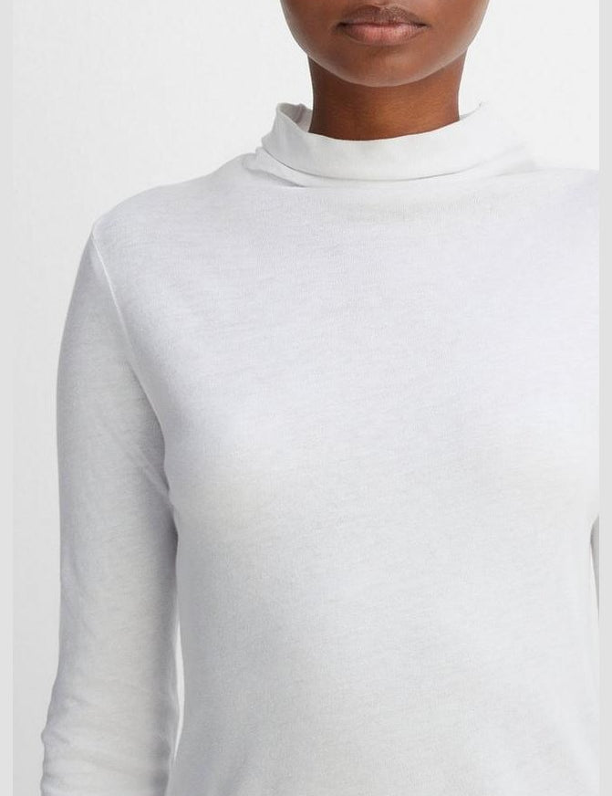 Essential-Long-Sleeve-Turtleneck-137OWT_bfdcfd8f-16b9-4443-8a96-22247c1c3822.jpg