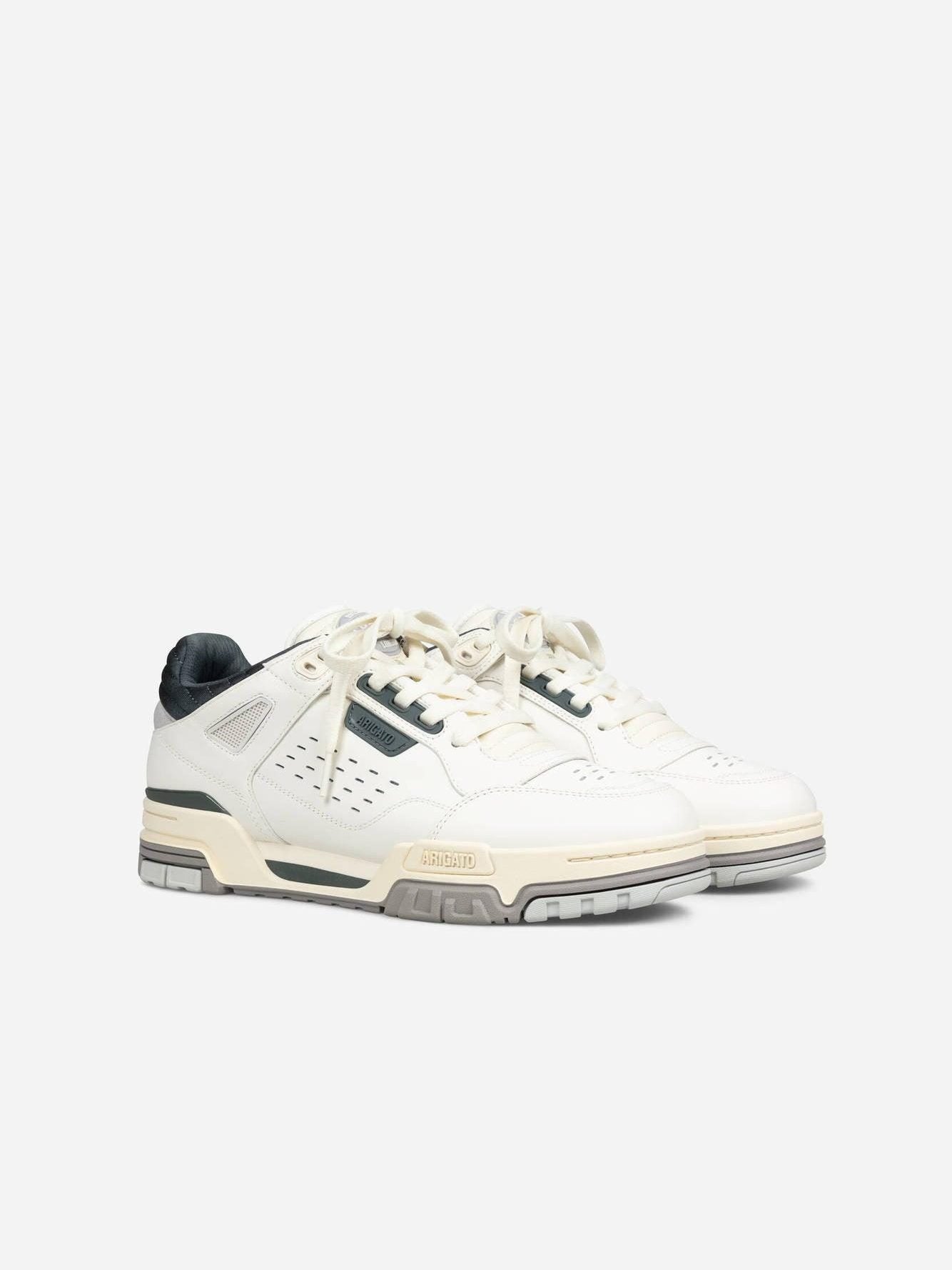 Onyx sneaker